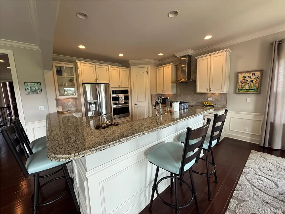 58626 Valley View Drive Washington Township, MI 48094