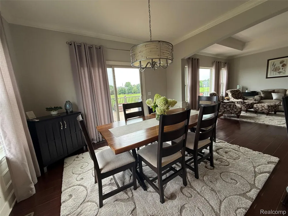 58626 Valley View Drive Washington Township, MI 48094