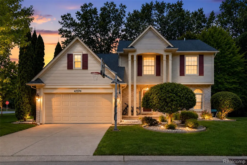 47370 Scarlet Drive Novi City, MI 48374
