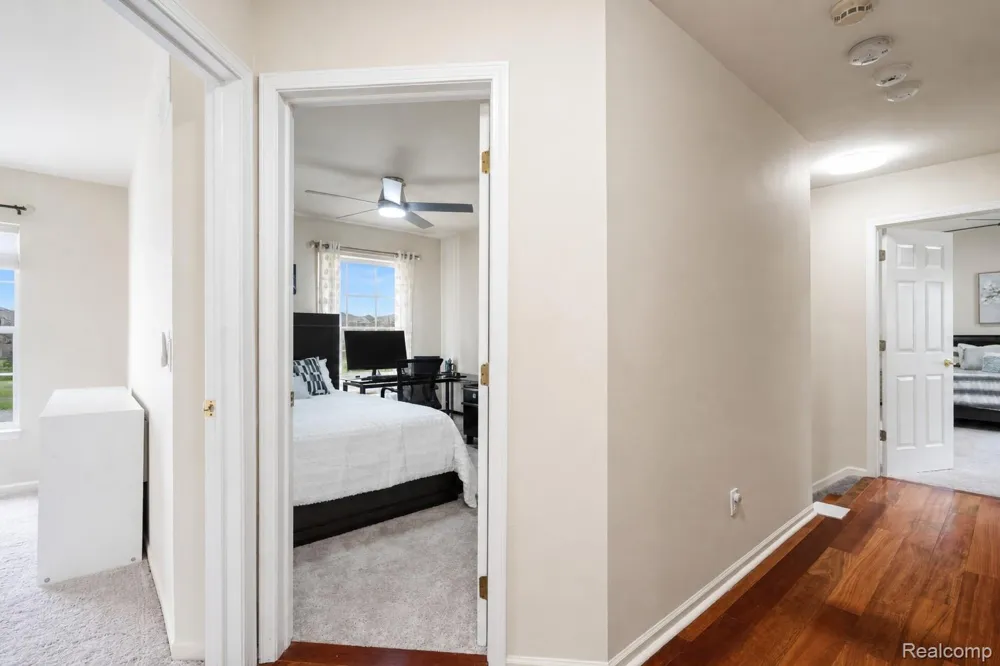 47370 Scarlet Drive Novi City, MI 48374