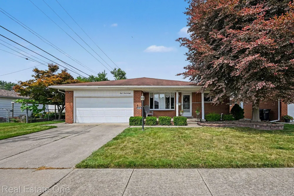 10928 Balfour Avenue Allen Park City, MI 48101