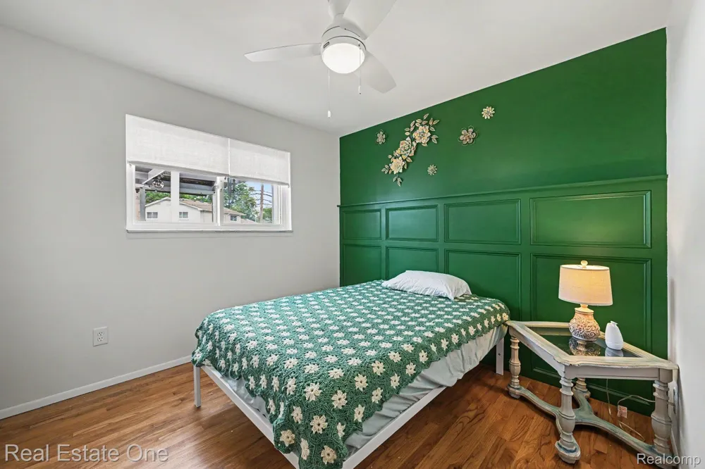 10928 Balfour Avenue Allen Park City, MI 48101