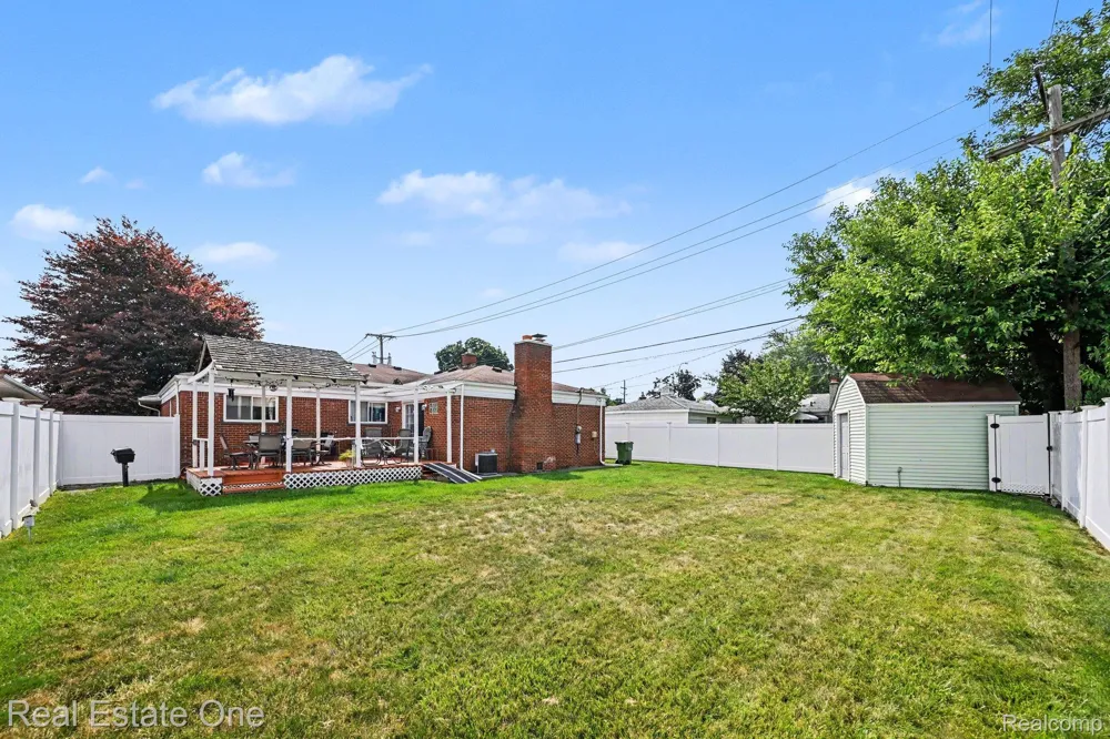 10928 Balfour Avenue Allen Park City, MI 48101