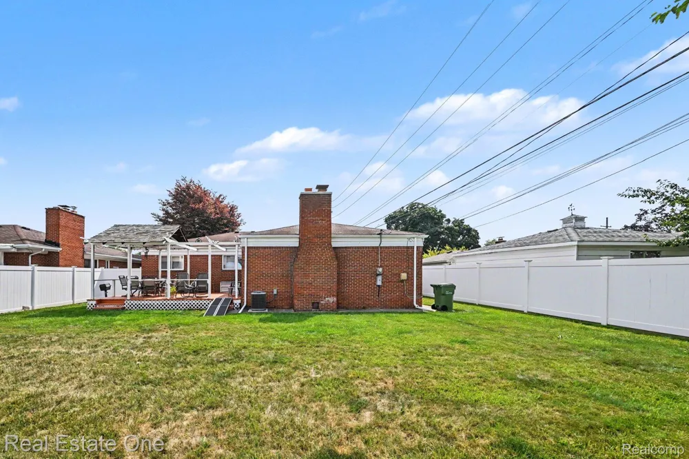 10928 Balfour Avenue Allen Park City, MI 48101