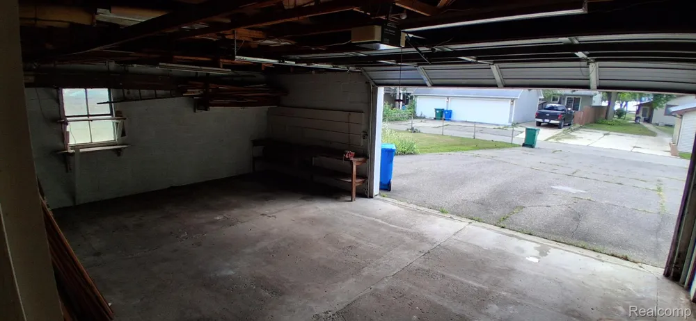 1810 Thorndale Street Commerce Charter Township, MI 48382