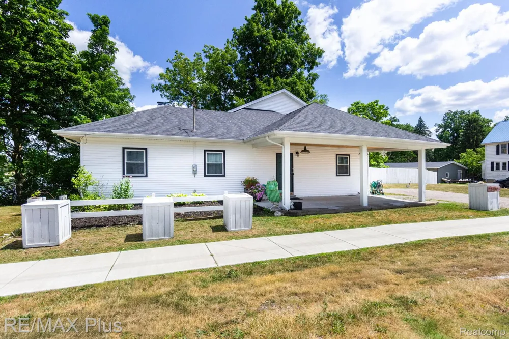 6339 Gale Road Atlas Township, MI 48411