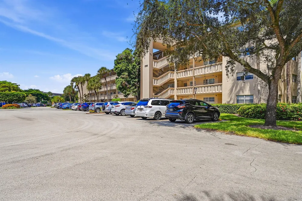 1705 ANDROS Isle #E3 Coconut Creek, FL 33066