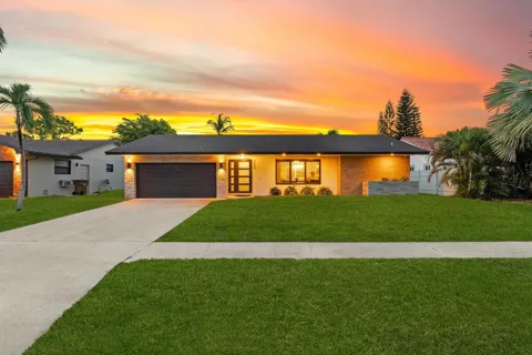 2569 SW 14th Court