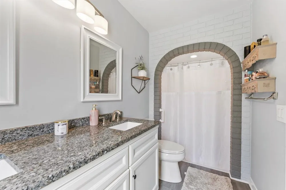 2569 SW 14th Court Deerfield Beach, FL 33442