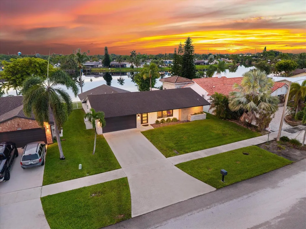 2569 SW 14th Court Deerfield Beach, FL 33442