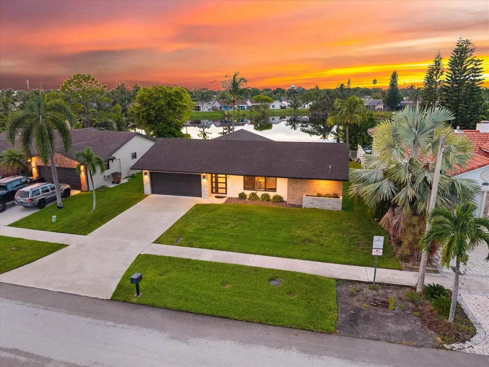 2569 SW 14th Court Deerfield Beach, FL 33442