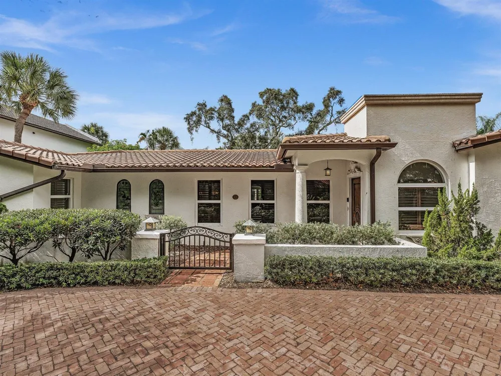 898 Azalea Street Boca Raton, FL 33486