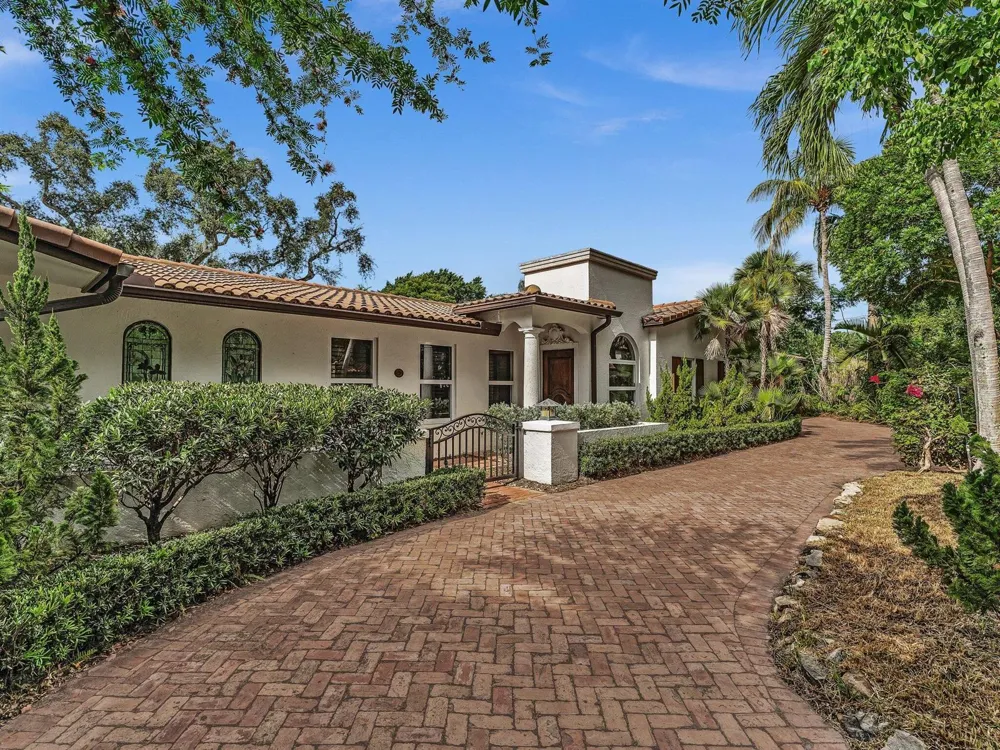 898 Azalea Street Boca Raton, FL 33486