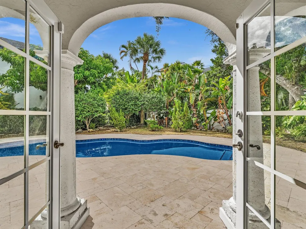 898 Azalea Street Boca Raton, FL 33486