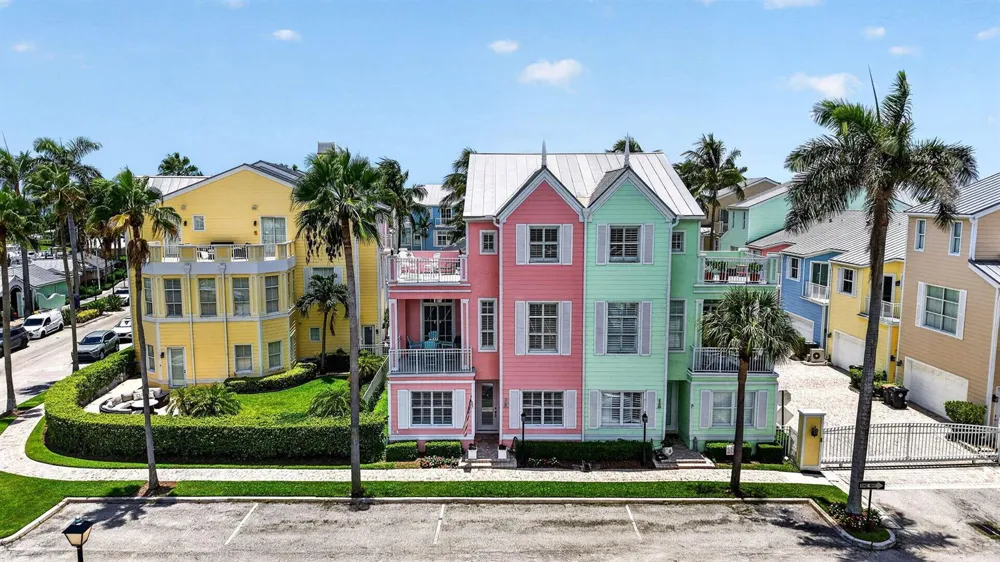 2814 Marina Circle Lighthouse Point, FL 33064