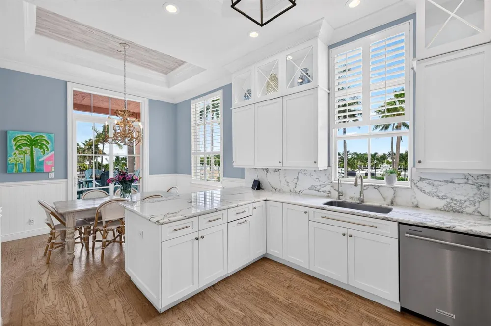2814 Marina Circle Lighthouse Point, FL 33064