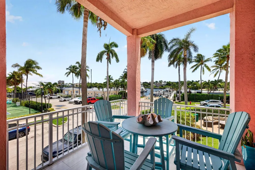 2814 Marina Circle Lighthouse Point, FL 33064