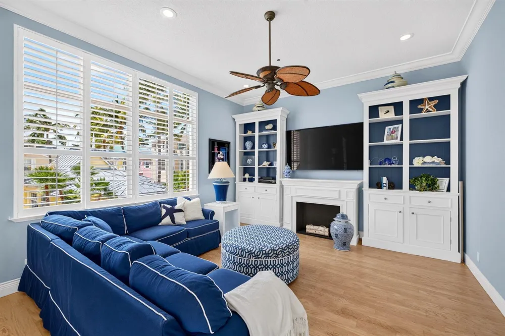 2814 Marina Circle Lighthouse Point, FL 33064