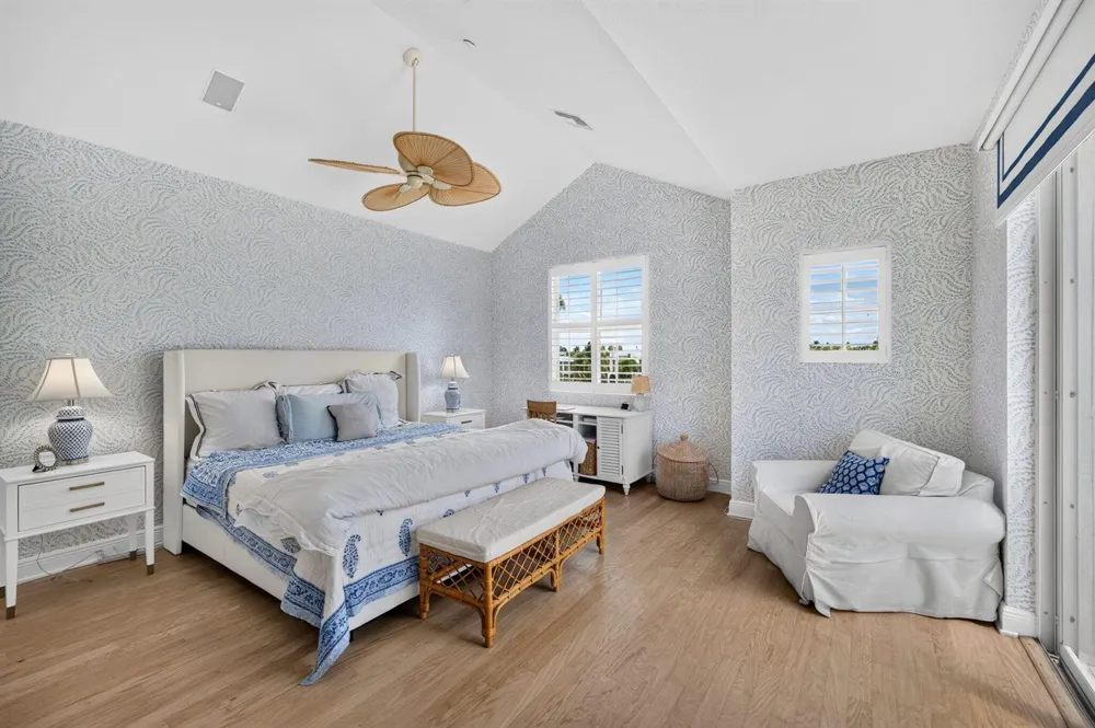 2814 Marina Circle Lighthouse Point, FL 33064