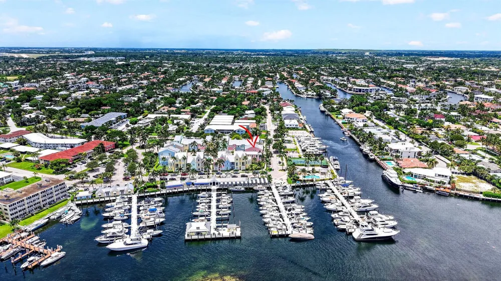 2814 Marina Circle Lighthouse Point, FL 33064