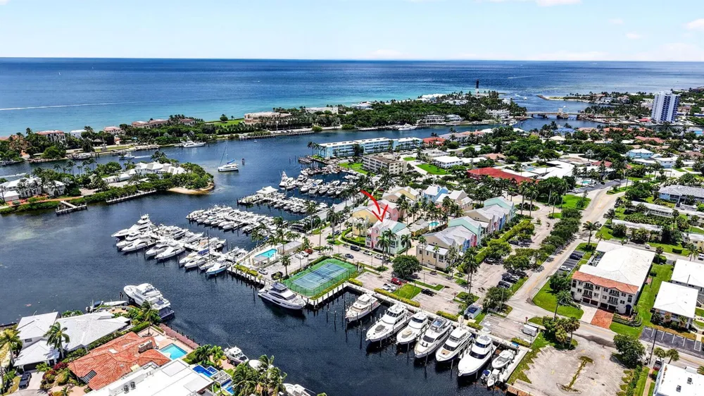 2814 Marina Circle Lighthouse Point, FL 33064