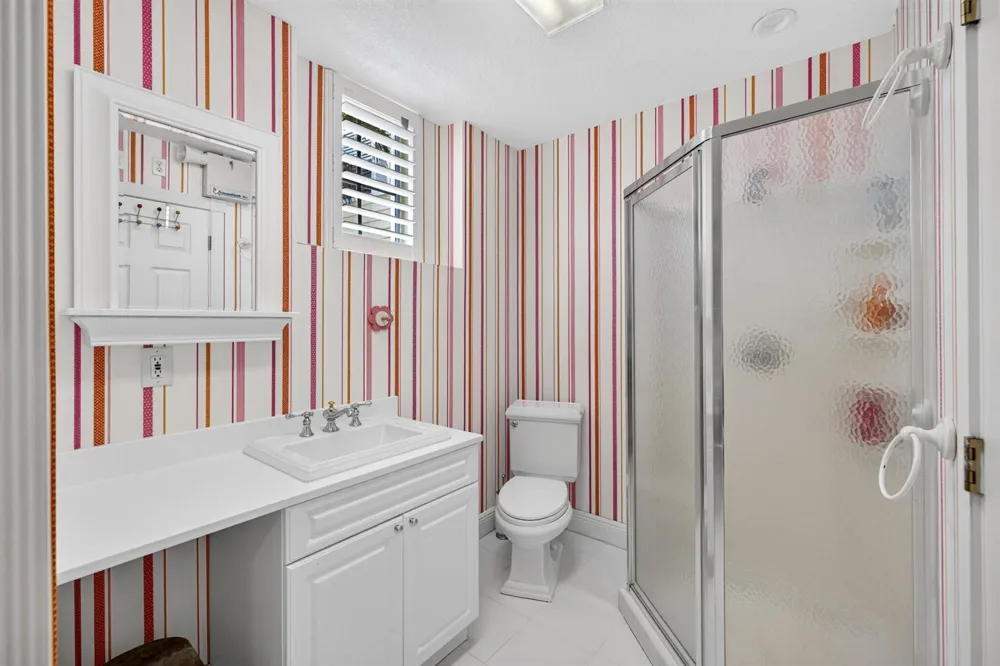 2814 Marina Circle Lighthouse Point, FL 33064