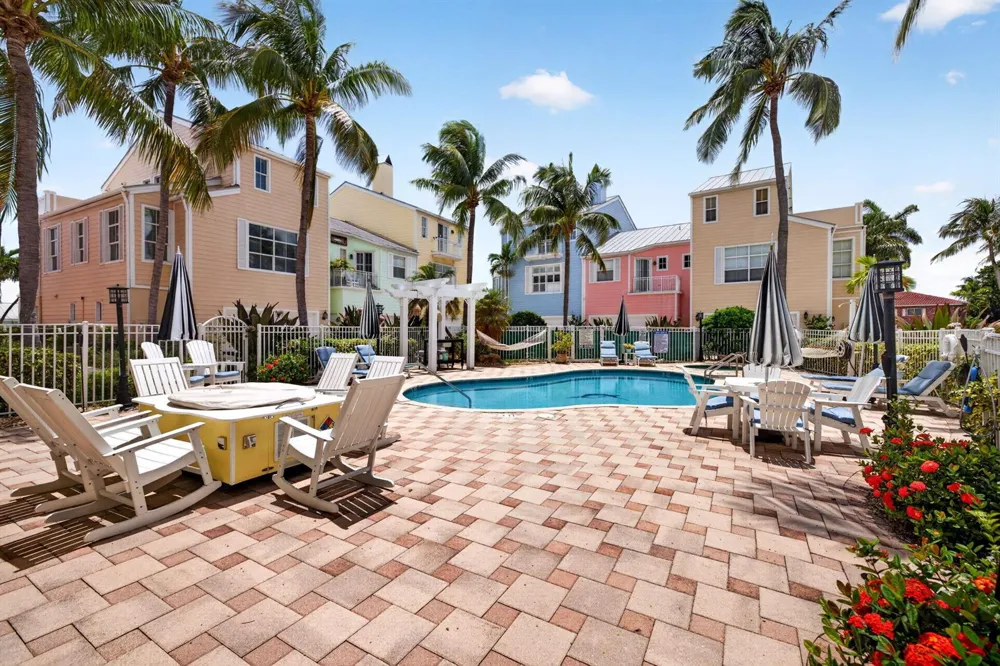 2814 Marina Circle Lighthouse Point, FL 33064
