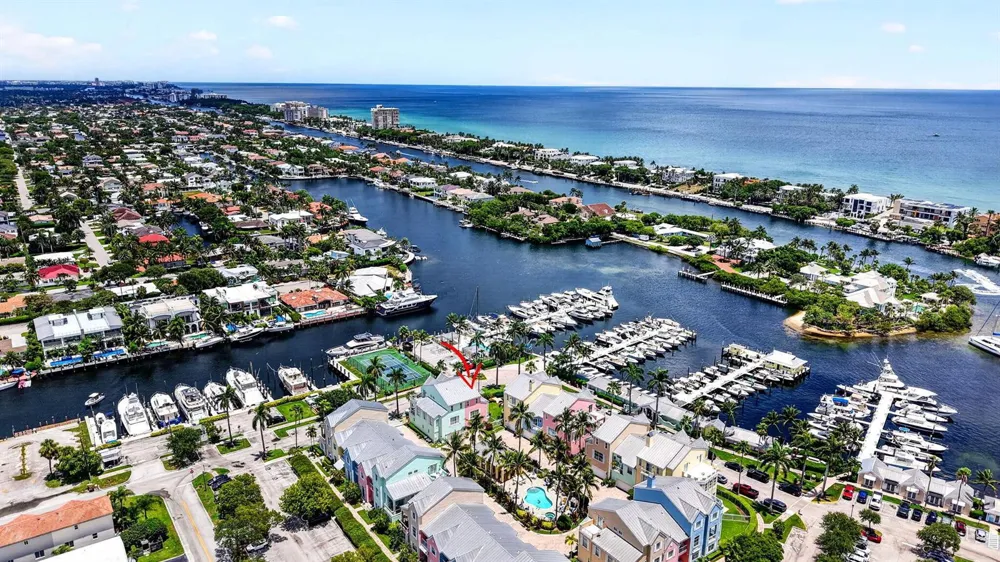 2814 Marina Circle Lighthouse Point, FL 33064