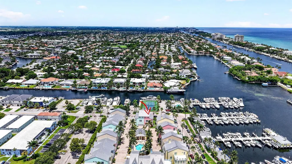 2814 Marina Circle Lighthouse Point, FL 33064