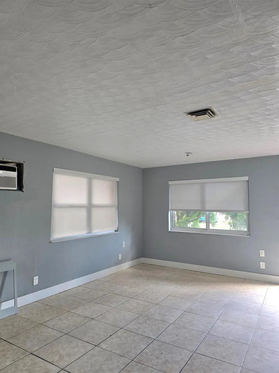 305 SW 14TH STREET ##1 FRONT Dania Beach, FL 33004