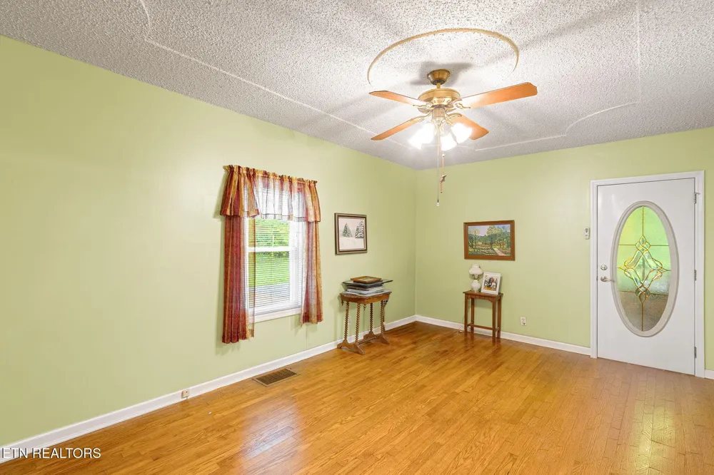 679 N Wright Rd Alcoa, TN 37701