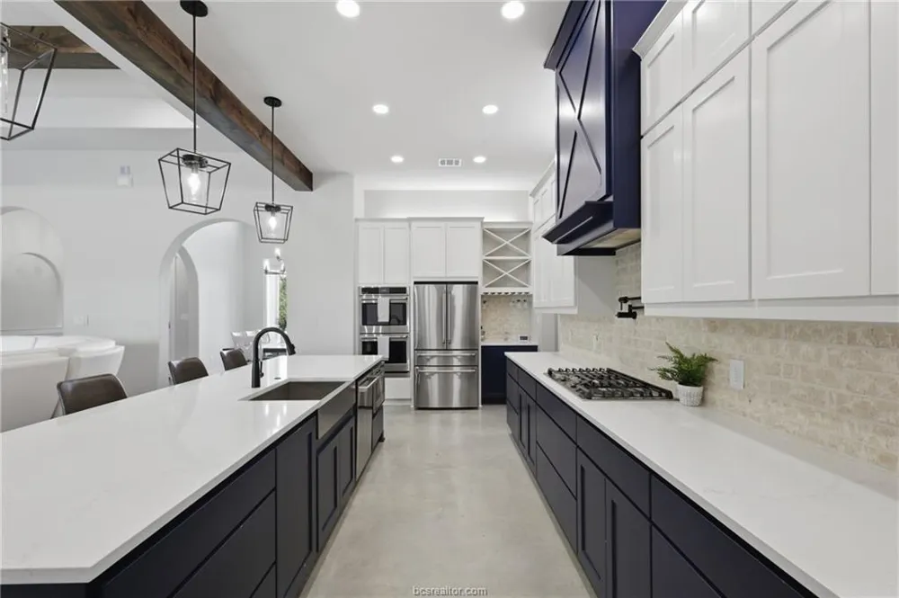6477 Ridgeview Estates Lane Bryan, TX 77808
