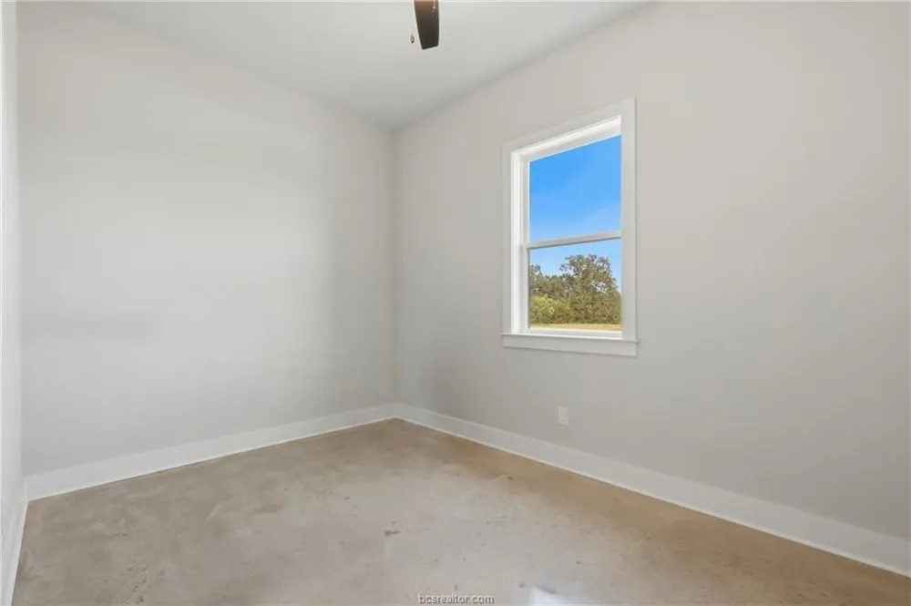 6477 Ridgeview Estates Lane Bryan, TX 77808