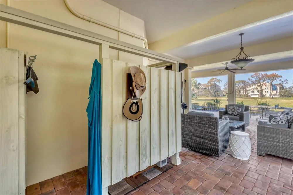 92 TIDY ISLAND BOULEVARD Bradenton, FL 34210