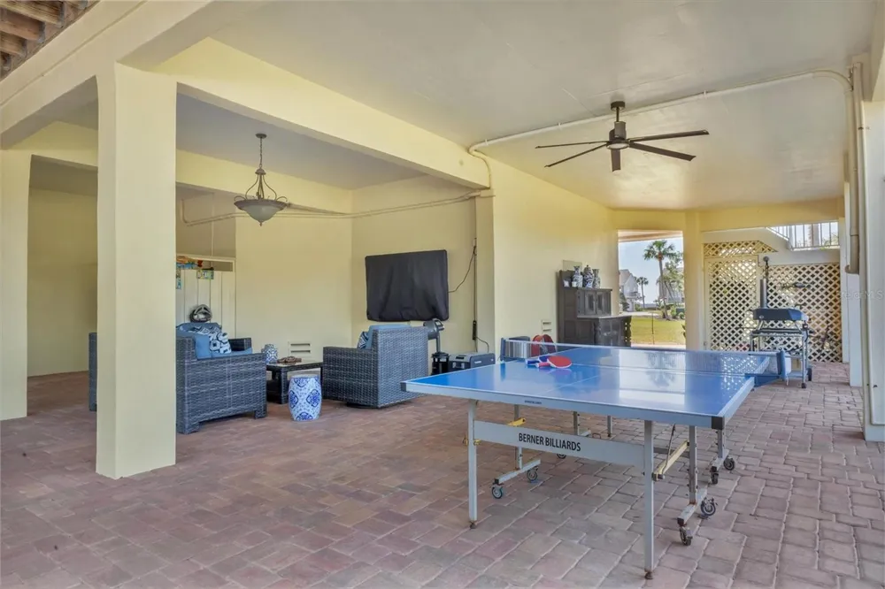 92 TIDY ISLAND BOULEVARD Bradenton, FL 34210