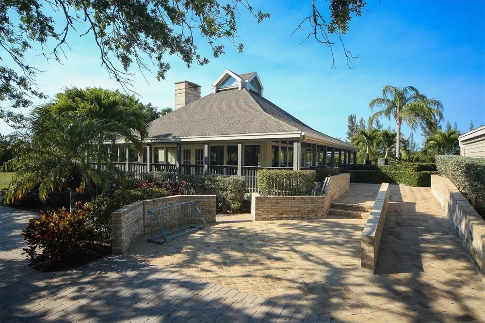 92 TIDY ISLAND BOULEVARD Bradenton, FL 34210