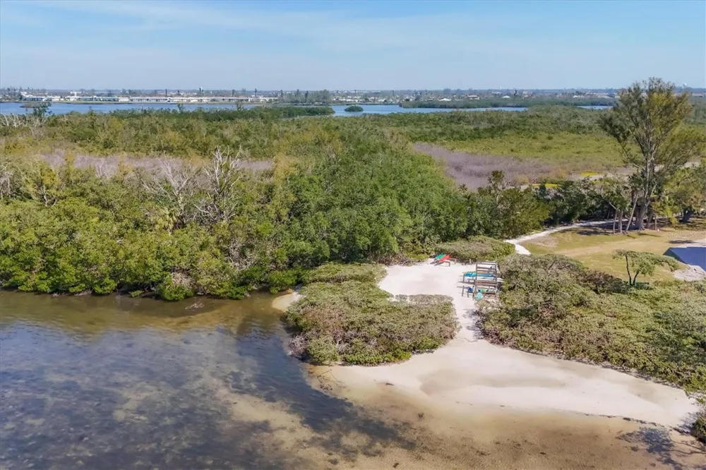 92 TIDY ISLAND BOULEVARD Bradenton, FL 34210