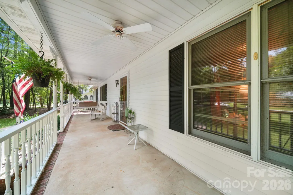 832 Old Cedar Circle York, SC 29745