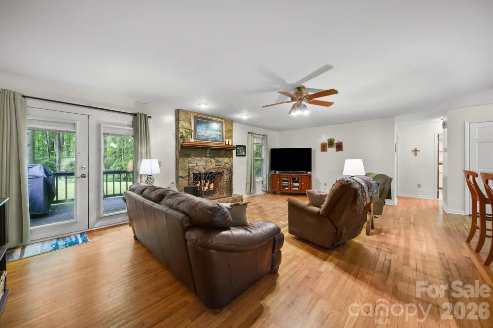 832 Old Cedar Circle York, SC 29745