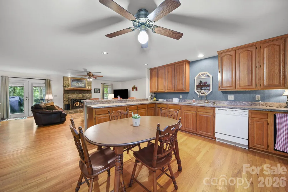 832 Old Cedar Circle York, SC 29745