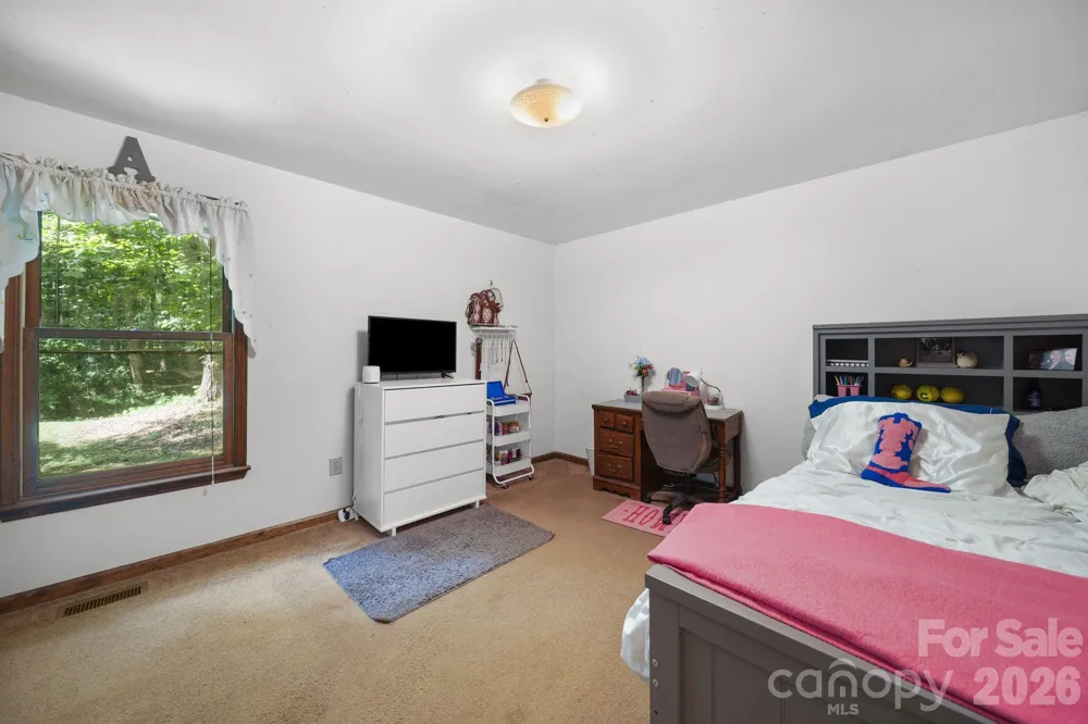 832 Old Cedar Circle York, SC 29745