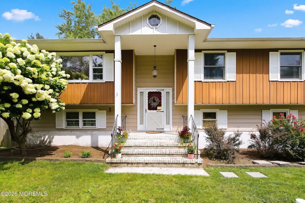 81 Ford Road Howell, NJ 07731