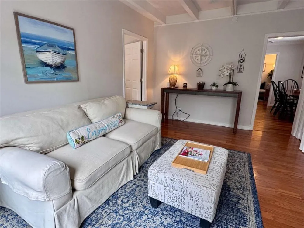 48 Maxwell Avenue St. Simons, GA 31522