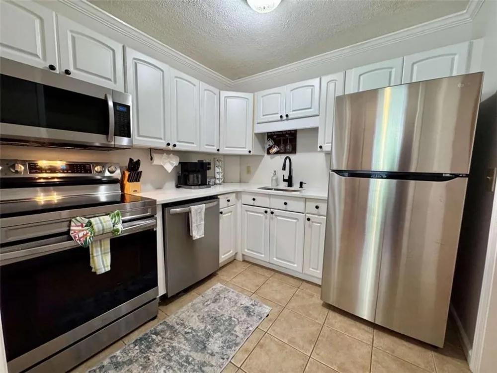 48 Maxwell Avenue St. Simons, GA 31522