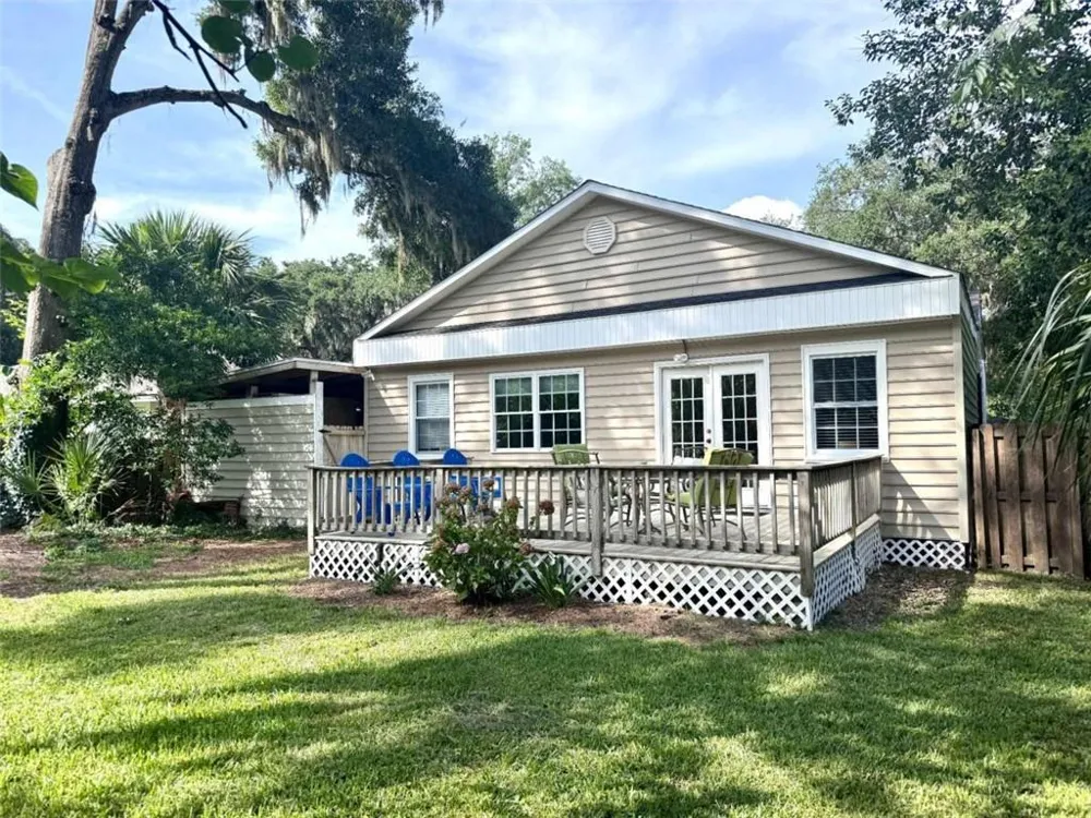 48 Maxwell Avenue St. Simons, GA 31522