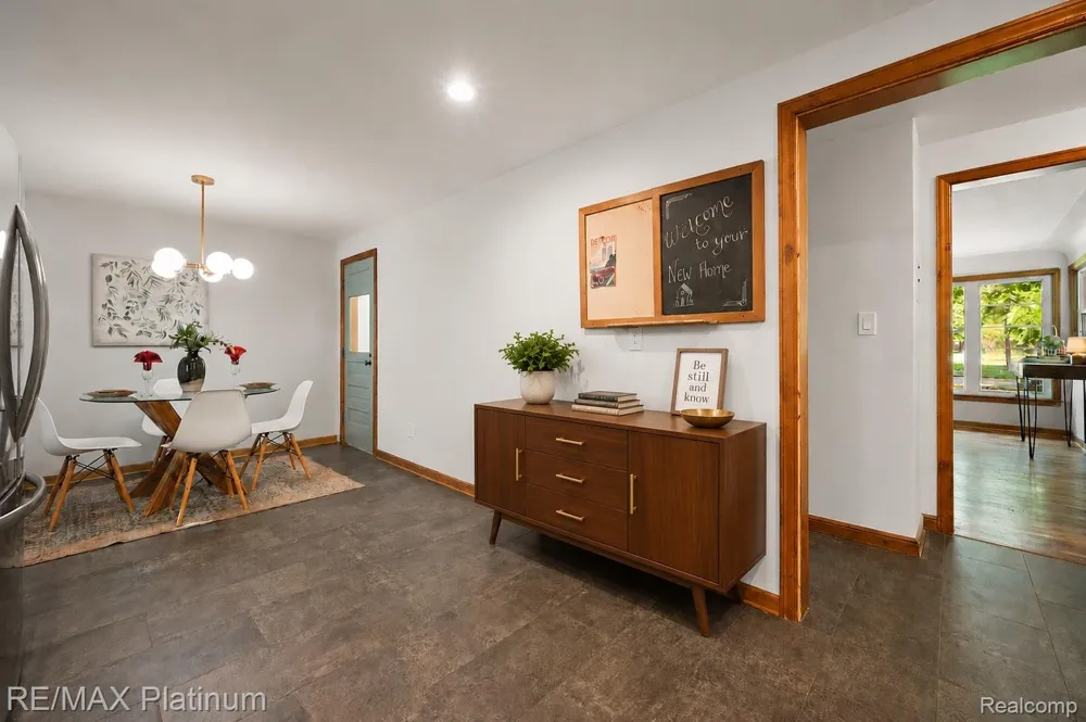 640 Adelaide Street Fenton City, MI 48430