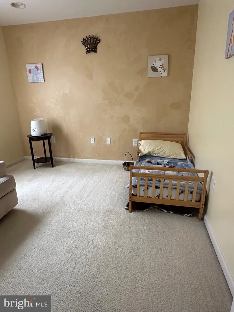 110 SANSOM LANE Deptford, NJ 08096