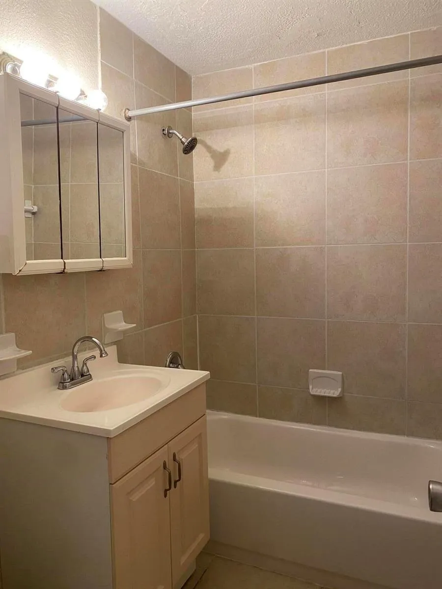 124 Yacht Club Drive #1 North Palm Beach, FL 33408