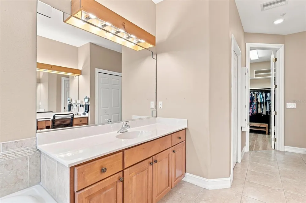 1308 3RD STREET CIRCLE E Palmetto, FL 34221