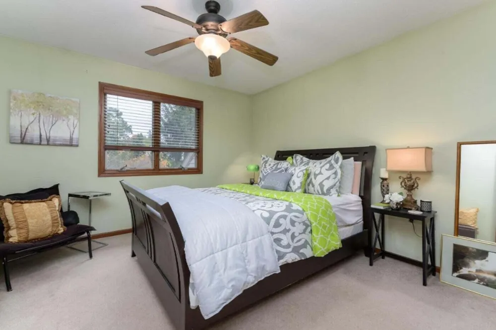 91 Country Hills Marshall, MI 49068